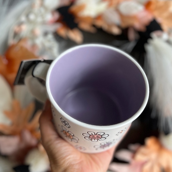 ✨NEW🎃Cobwebs and Cauldrons Daisy Jack o Lantern Pattern Mug🌸 - Picture 5 of 5